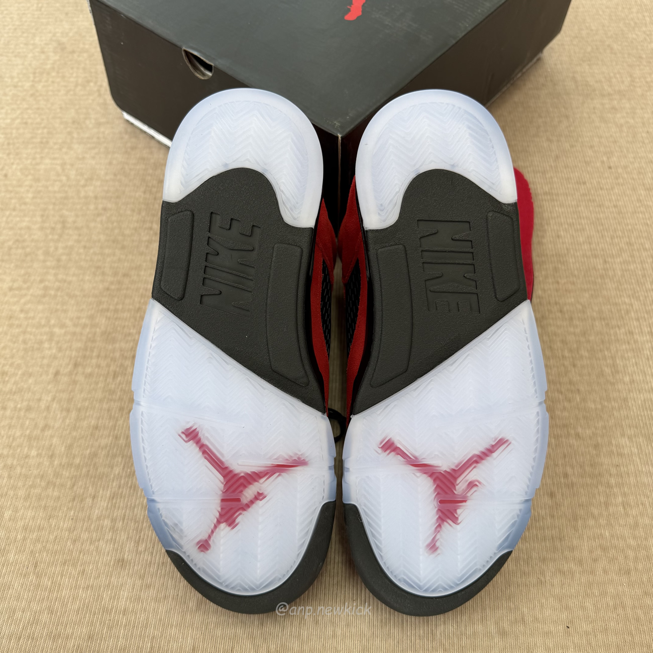 Air Jordan 5 Retro Raging Bull Red Dv4982 600 (7) - www.newkick.org Air Jordan 5 Retro Raging Bull Red Dv4982 600 (7) - www.newkick.org