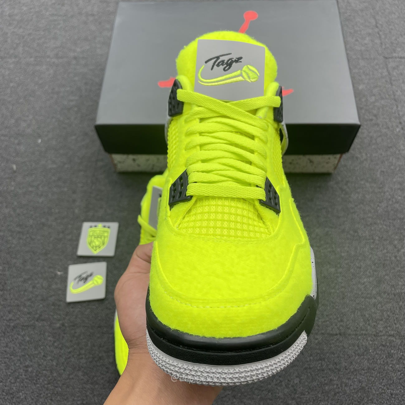 Air Jordan 4 Retro Tennis Ball Dv6773 700 (4) - www.newkick.org
