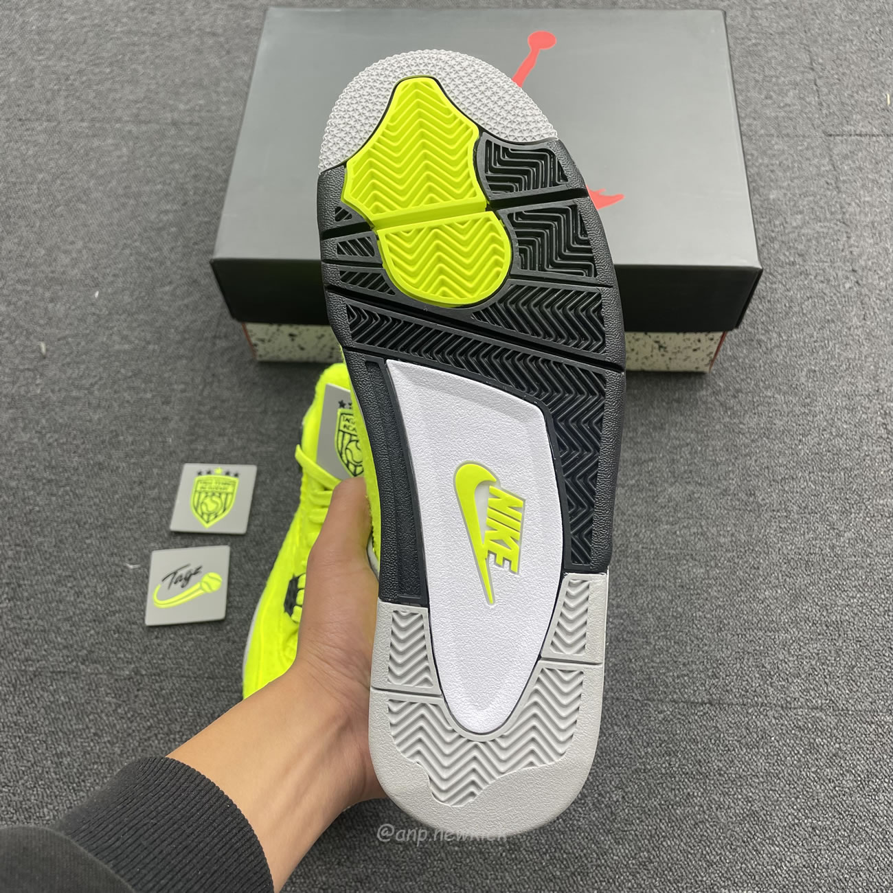 Air Jordan 4 Retro Tennis Ball Dv6773 700 (8) - www.newkick.org
