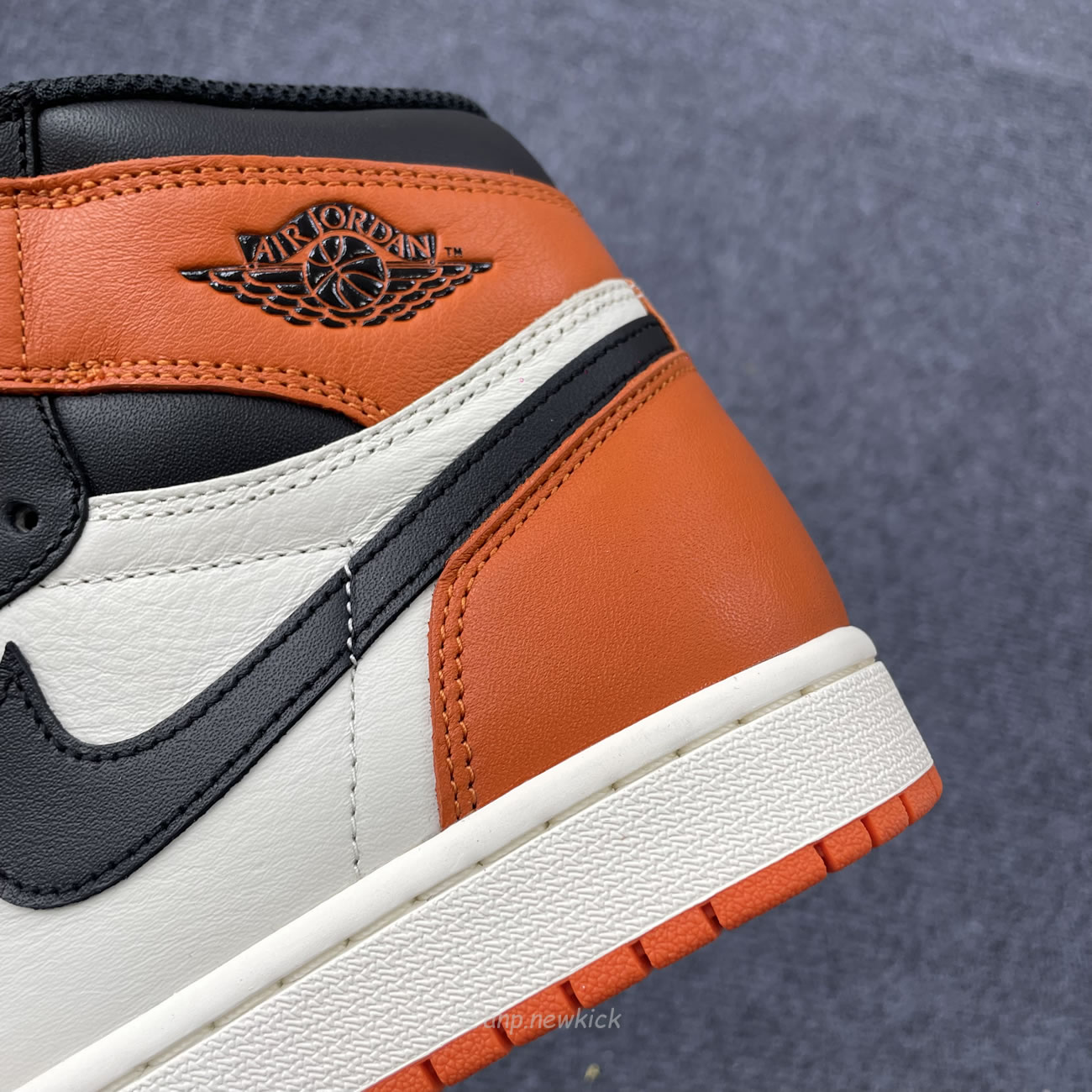 Air Jordan 1 Retro High Og Shattered Backboard 2025 Dz5485 008 (5) - www.newkick.org Air Jordan 1 Retro High Og Shattered Backboard 2025 Dz5485 008 (5) - www.newkick.org