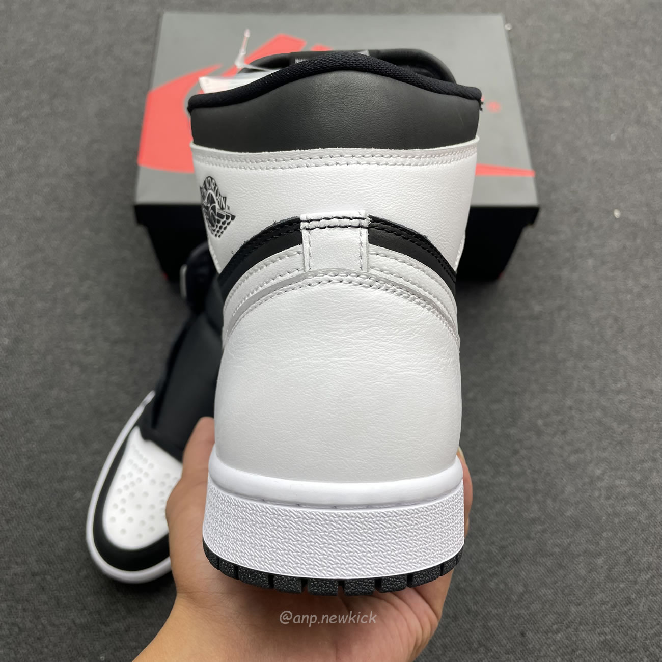 Air Jordan 1 Retro High Og Black White Dz5485 010 (10) - www.newkick.vip Air Jordan 1 Retro High Og Black White Dz5485 010 (10) - www.newkick.vip