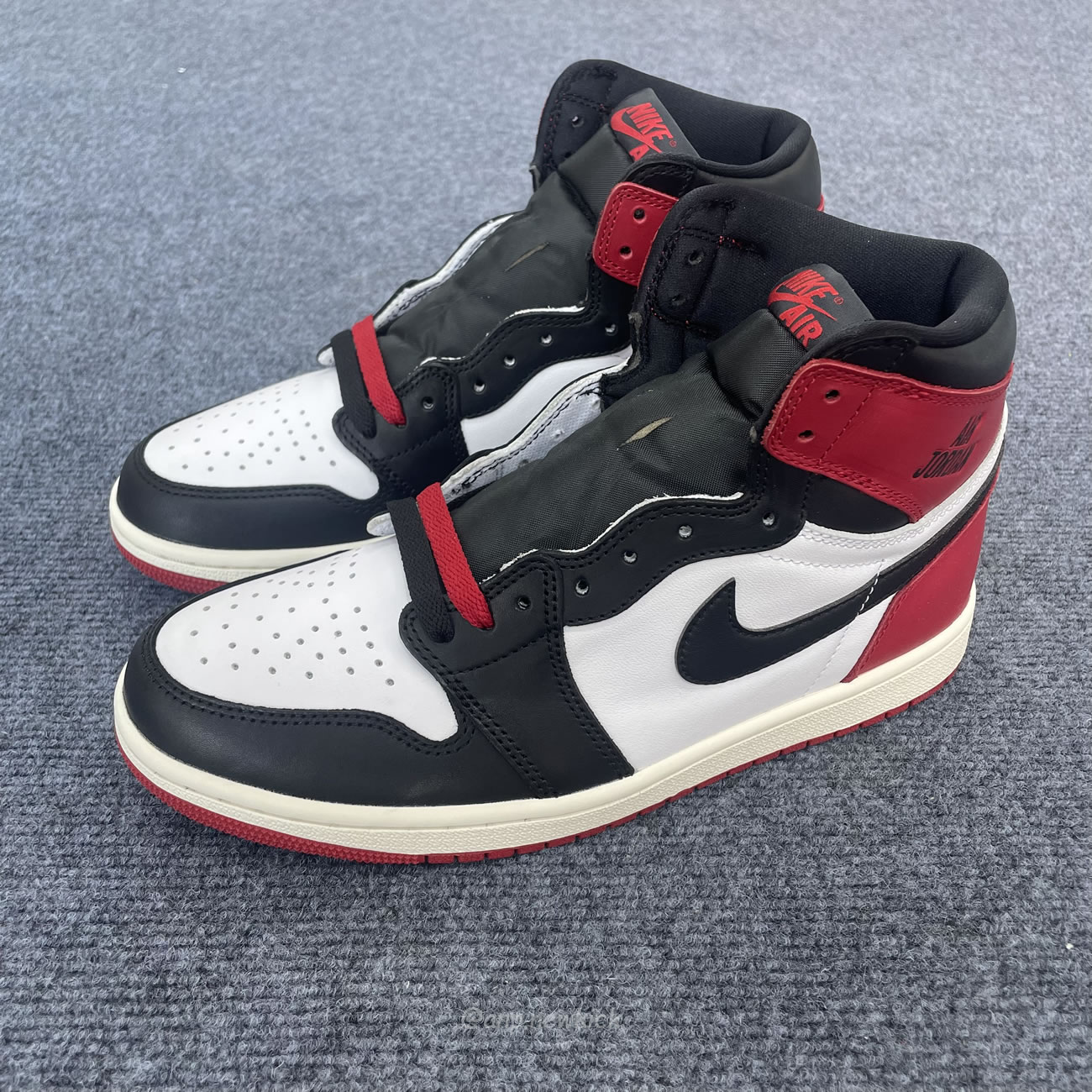 Air Jordan 1 High Og Black Toe Reimagined Dz5485 106 (4) - www.newkick.org Air Jordan 1 High Og Black Toe Reimagined Dz5485 106 (4) - www.newkick.org