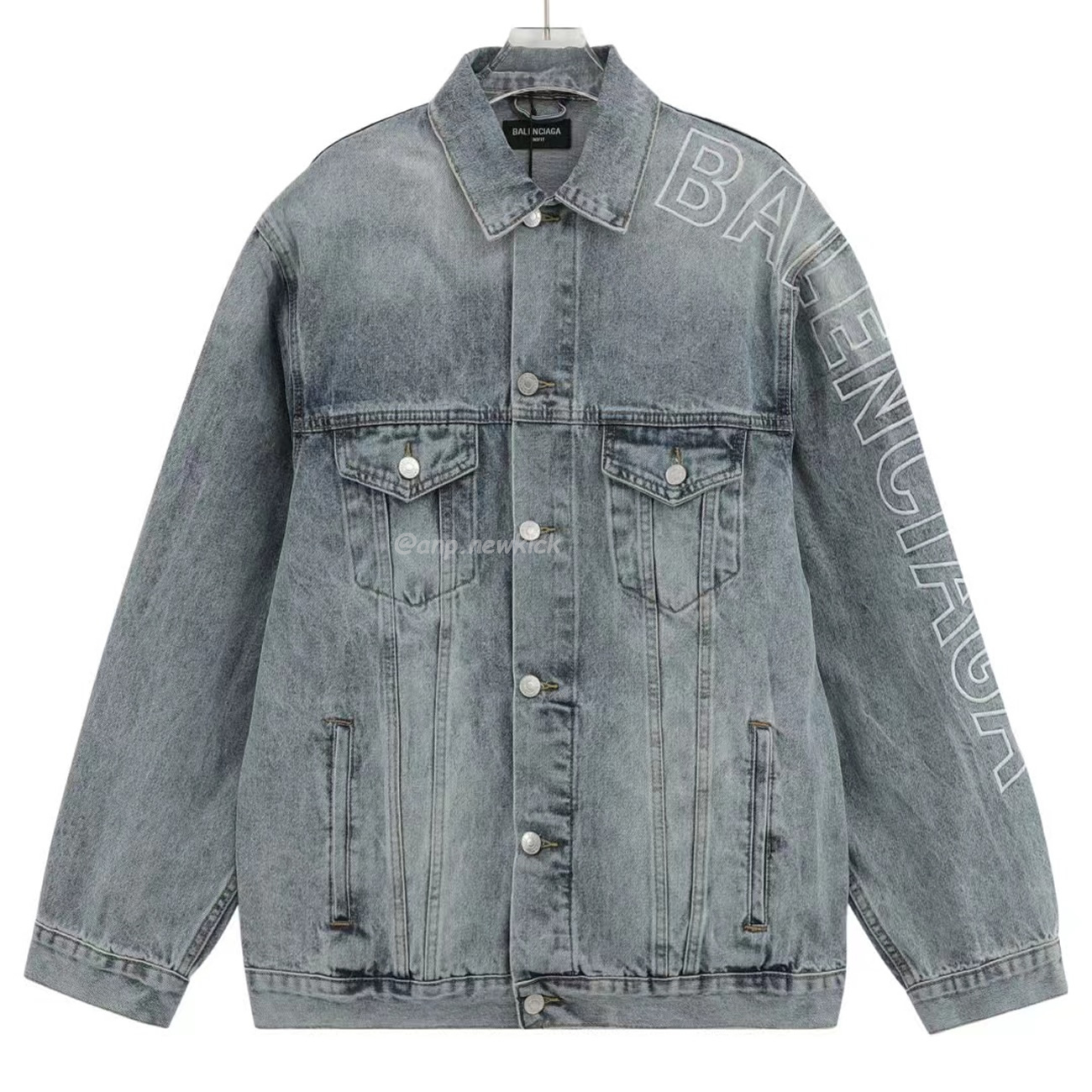 Balenciaga Retro Denim Jacket (1) - www.newkick.org Balenciaga Retro Denim Jacket (1) - www.newkick.org