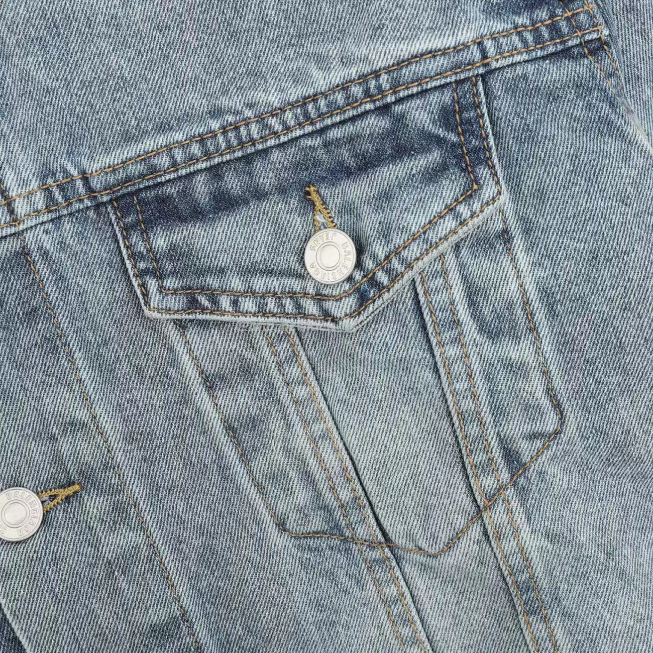 Balenciaga Retro Denim Jacket (3) - www.newkick.org Balenciaga Retro Denim Jacket (3) - www.newkick.org