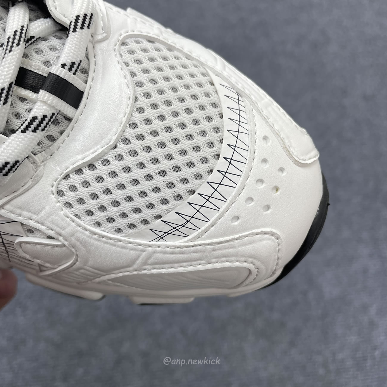 Dior Chrono Sneaker Mesh With White Black 19w White (2) - www.newkick.org Dior Chrono Sneaker Mesh With White Black 19w White (2) - www.newkick.org