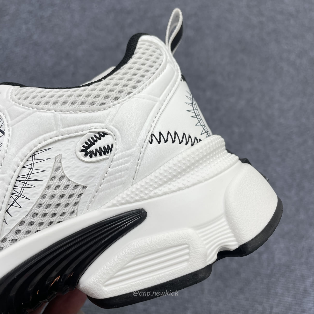 Dior Chrono Sneaker Mesh With White Black 19w White (5) - www.newkick.org Dior Chrono Sneaker Mesh With White Black 19w White (5) - www.newkick.org