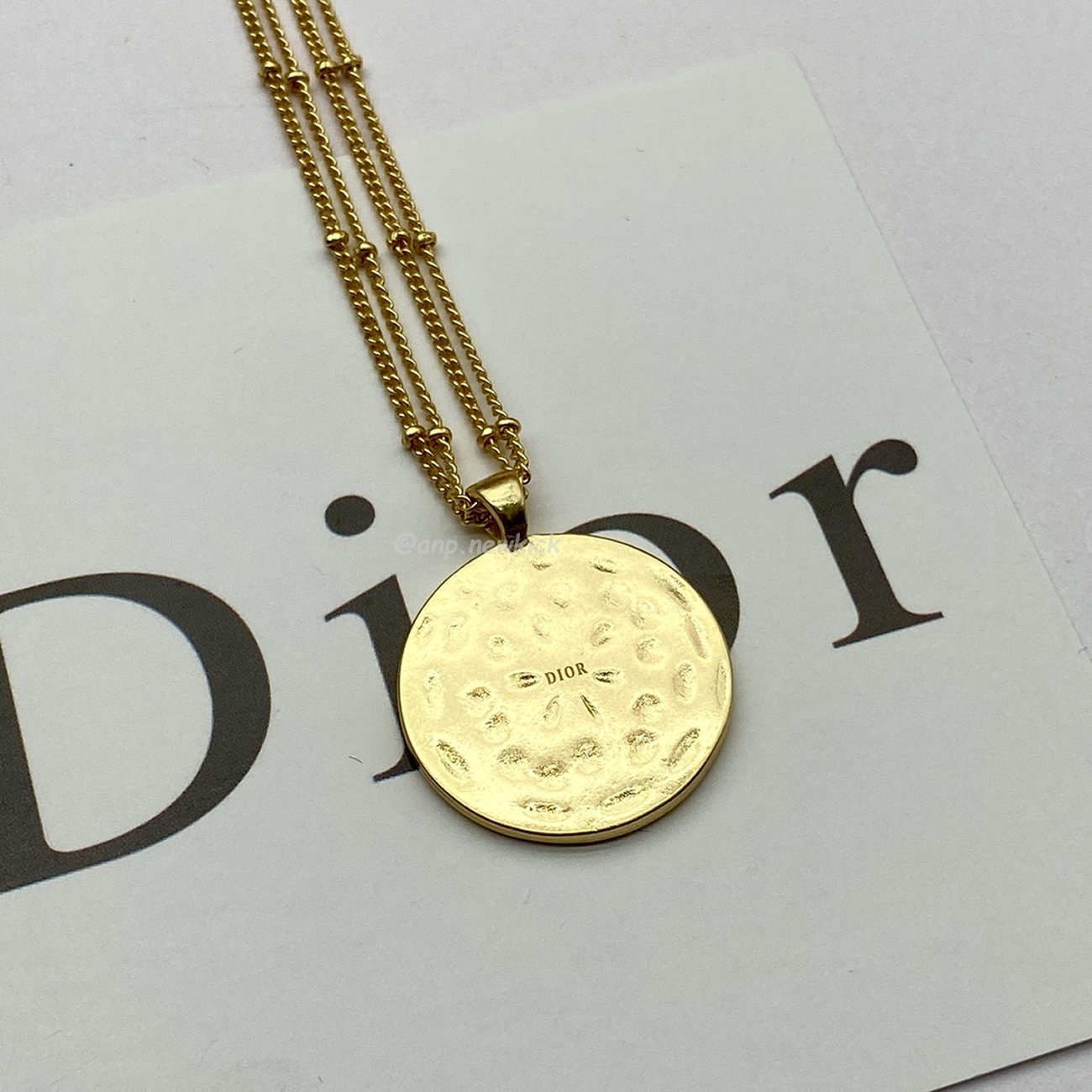 Dior Logo Charm Gold Necklace (6) - www.newkick.org Dior Logo Charm Gold Necklace (6) - www.newkick.org