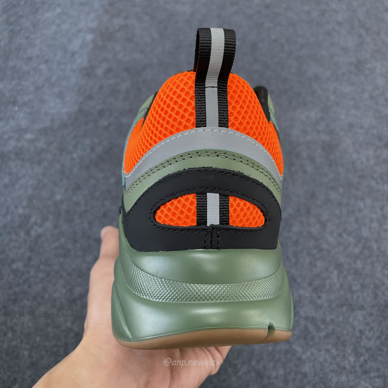Dior B22 Orange Olive Black 3sn231ykc H663 (8) - www.newkick.vip Dior B22 Orange Olive Black 3sn231ykc H663 (8) - www.newkick.vip