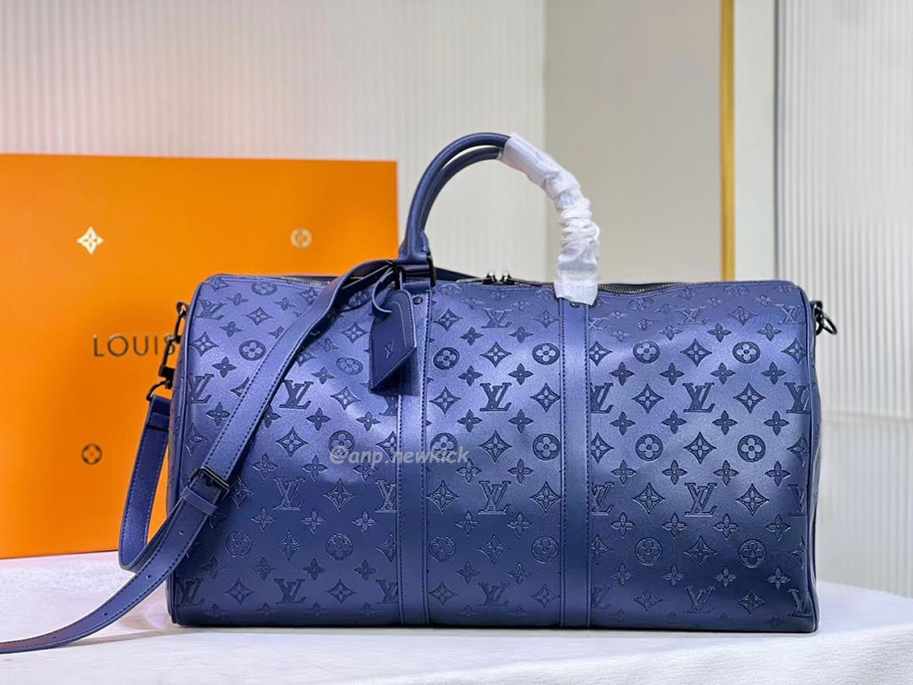 Louis Vuitton Keepall Bandouliere Monogram 50 Navy Duffel Bag (1) - www.newkick.org Louis Vuitton Keepall Bandouliere Monogram 50 Navy Duffel Bag (1) - www.newkick.org