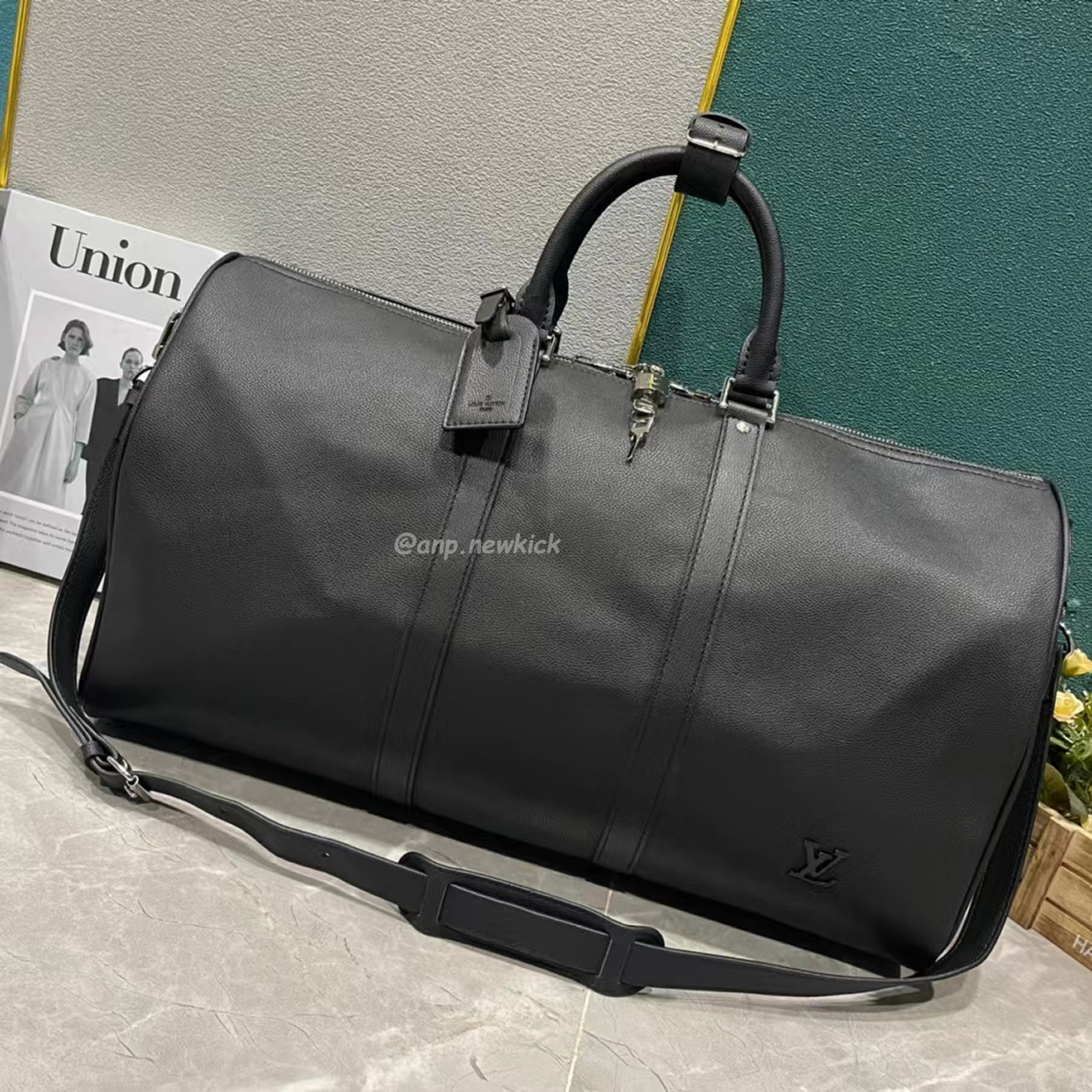 Louis Vuitton Keepall Bandouliere Monogram 50 Navy Duffel Bag (18) - www.newkick.org Louis Vuitton Keepall Bandouliere Monogram 50 Navy Duffel Bag (18) - www.newkick.org
