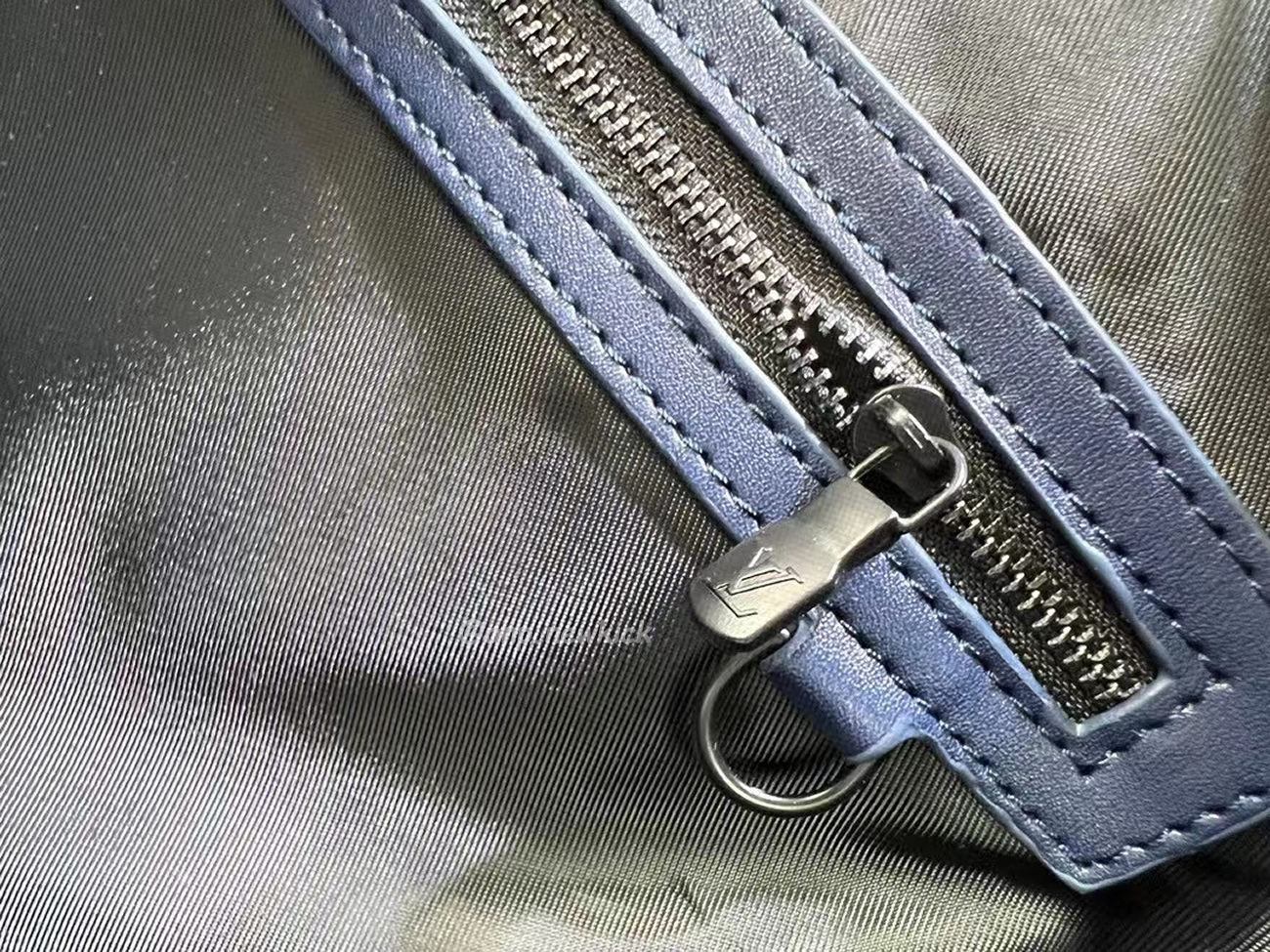 Louis Vuitton Keepall Bandouliere Monogram 50 Navy Duffel Bag (2) - www.newkick.org Louis Vuitton Keepall Bandouliere Monogram 50 Navy Duffel Bag (2) - www.newkick.org