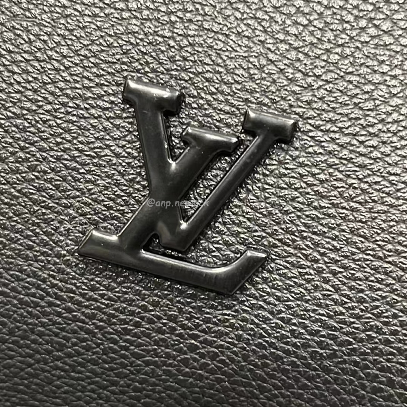 Louis Vuitton Keepall Bandouliere Monogram 50 Navy Duffel Bag (23) - www.newkick.org Louis Vuitton Keepall Bandouliere Monogram 50 Navy Duffel Bag (23) - www.newkick.org