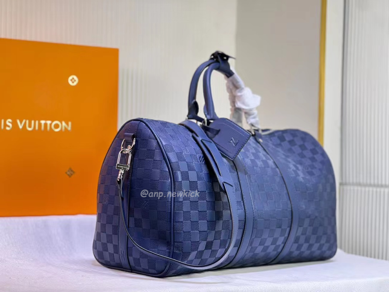 Louis Vuitton Keepall Bandouliere Monogram 50 Navy Duffel Bag (28) - www.newkick.org Louis Vuitton Keepall Bandouliere Monogram 50 Navy Duffel Bag (28) - www.newkick.org