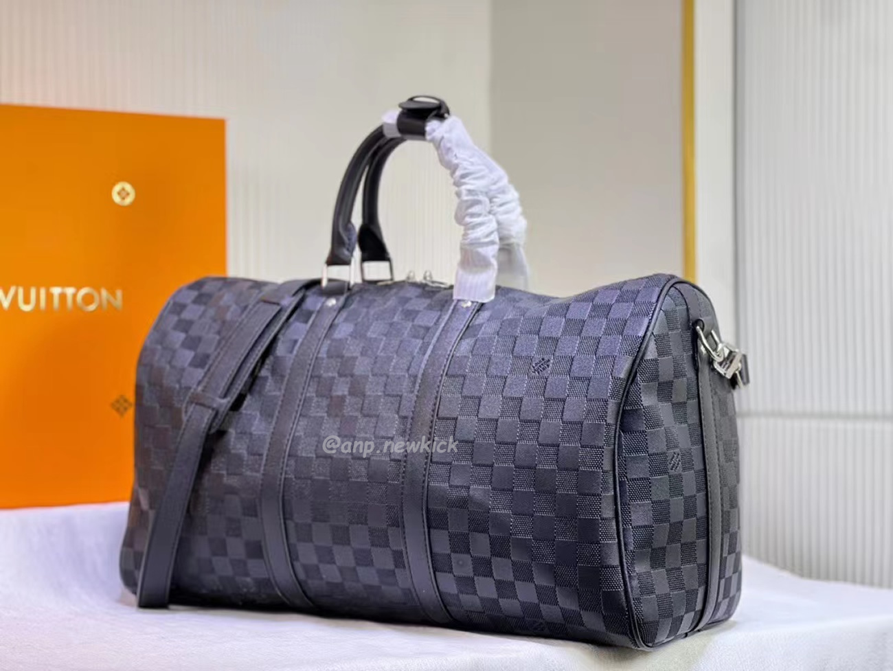 Louis Vuitton Keepall Bandouliere Monogram 50 Navy Duffel Bag (44) - www.newkick.org Louis Vuitton Keepall Bandouliere Monogram 50 Navy Duffel Bag (44) - www.newkick.org