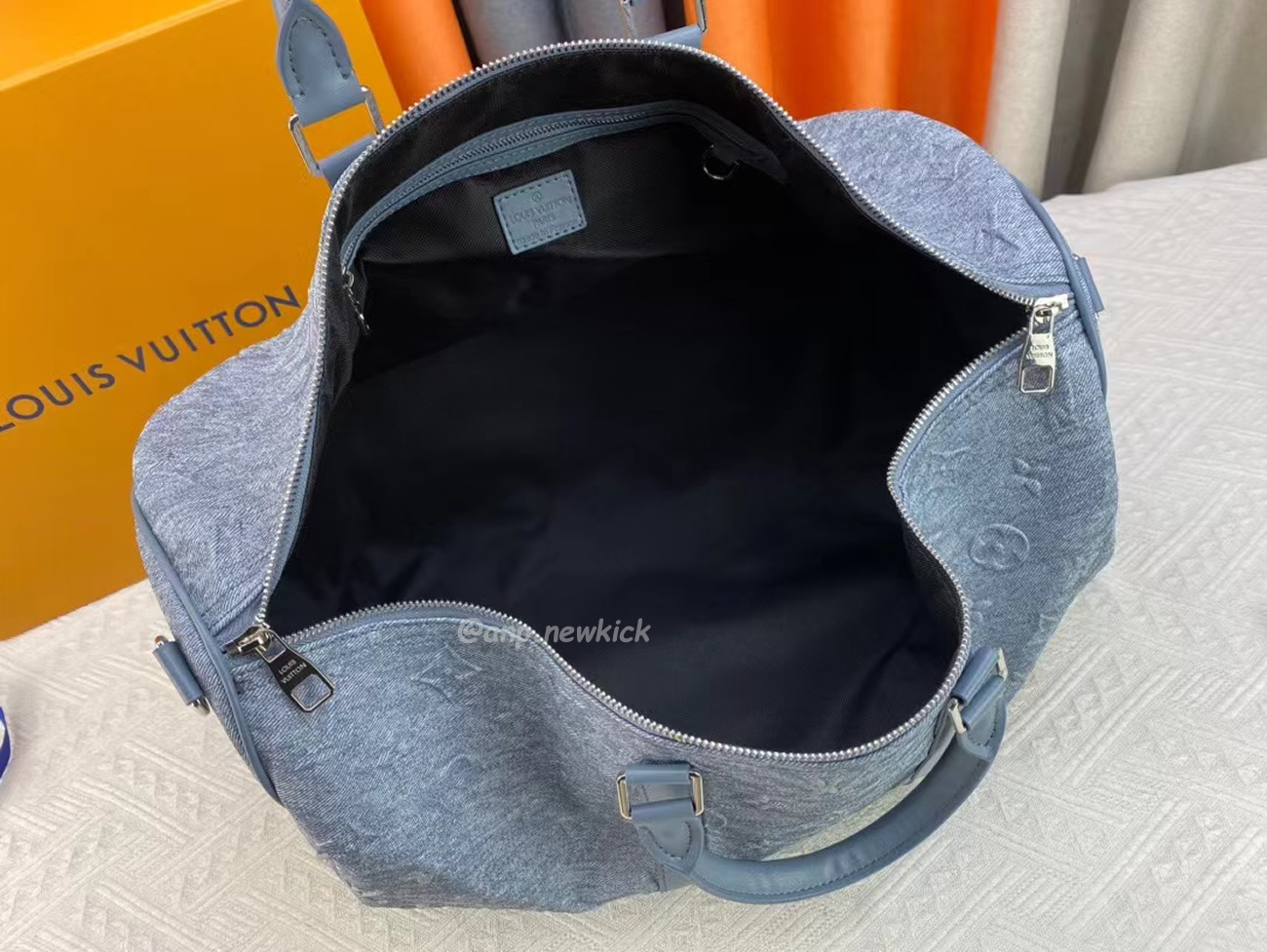Louis Vuitton Keepall Bandouliere Monogram 50 Navy Duffel Bag (58) - www.newkick.org Louis Vuitton Keepall Bandouliere Monogram 50 Navy Duffel Bag (58) - www.newkick.org