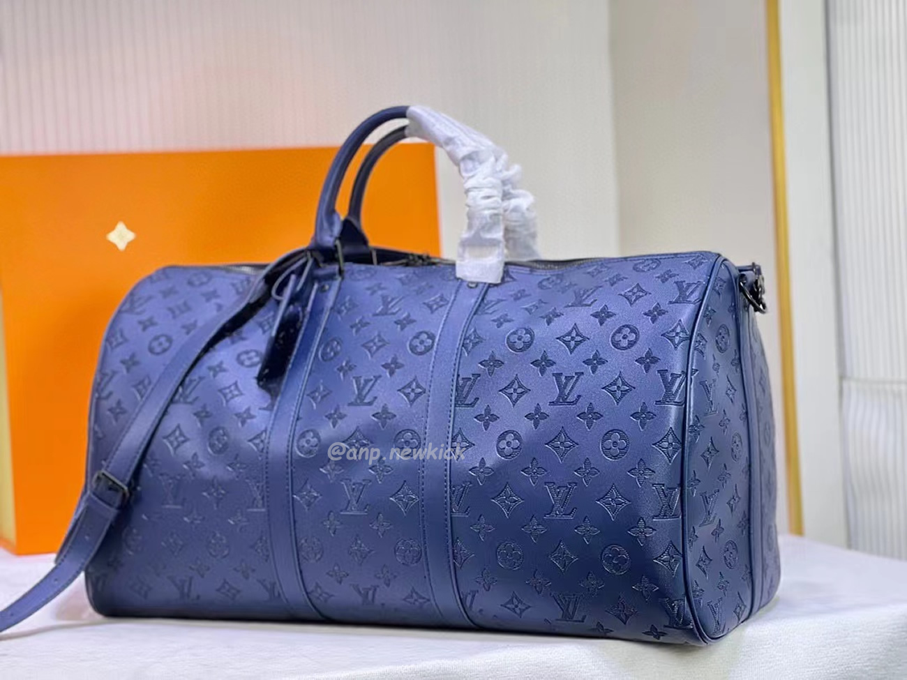 Louis Vuitton Keepall Bandouliere Monogram 50 Navy Duffel Bag (6) - www.newkick.org Louis Vuitton Keepall Bandouliere Monogram 50 Navy Duffel Bag (6) - www.newkick.org
