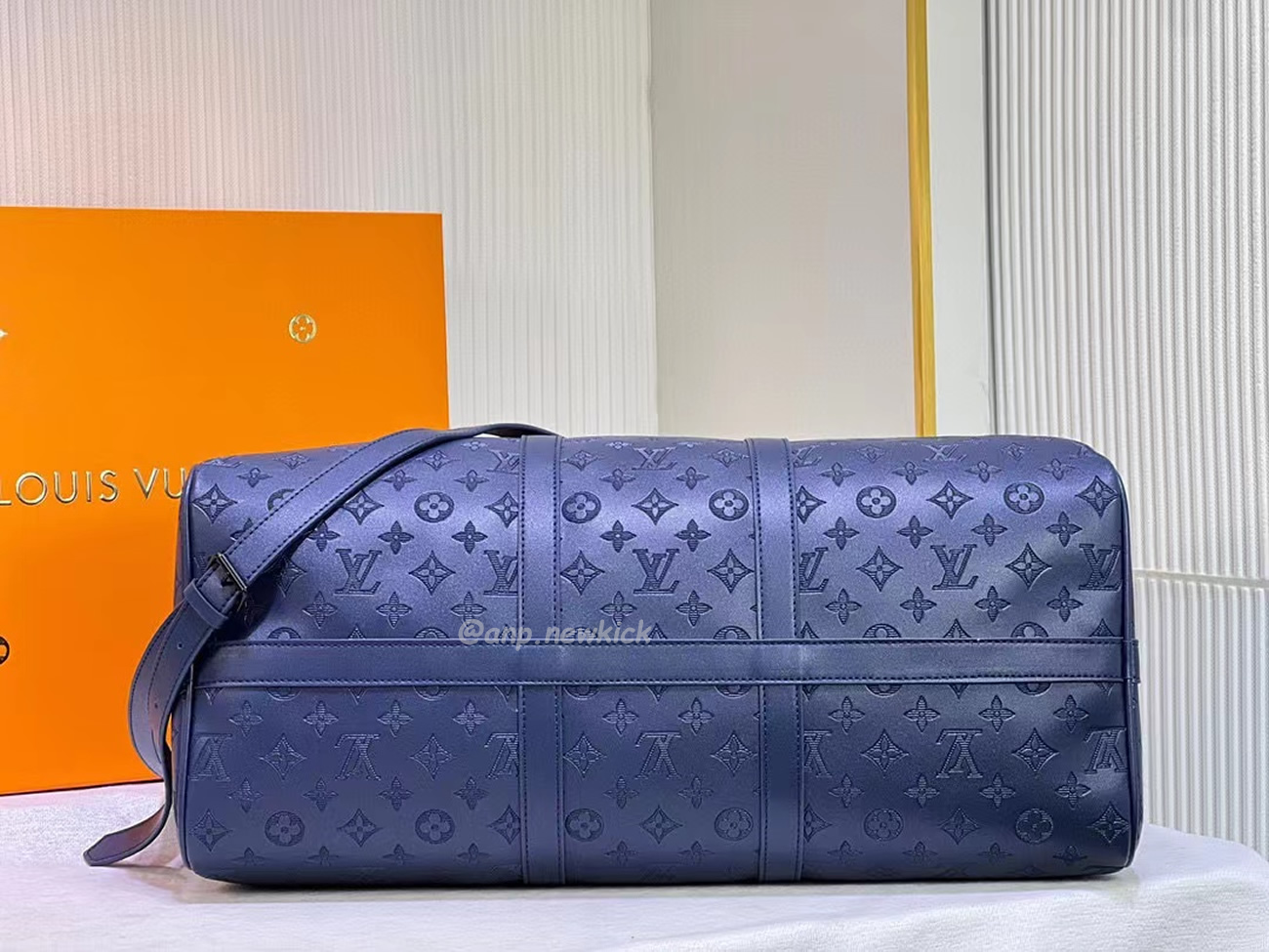 Louis Vuitton Keepall Bandouliere Monogram 50 Navy Duffel Bag (9) - www.newkick.org Louis Vuitton Keepall Bandouliere Monogram 50 Navy Duffel Bag (9) - www.newkick.org