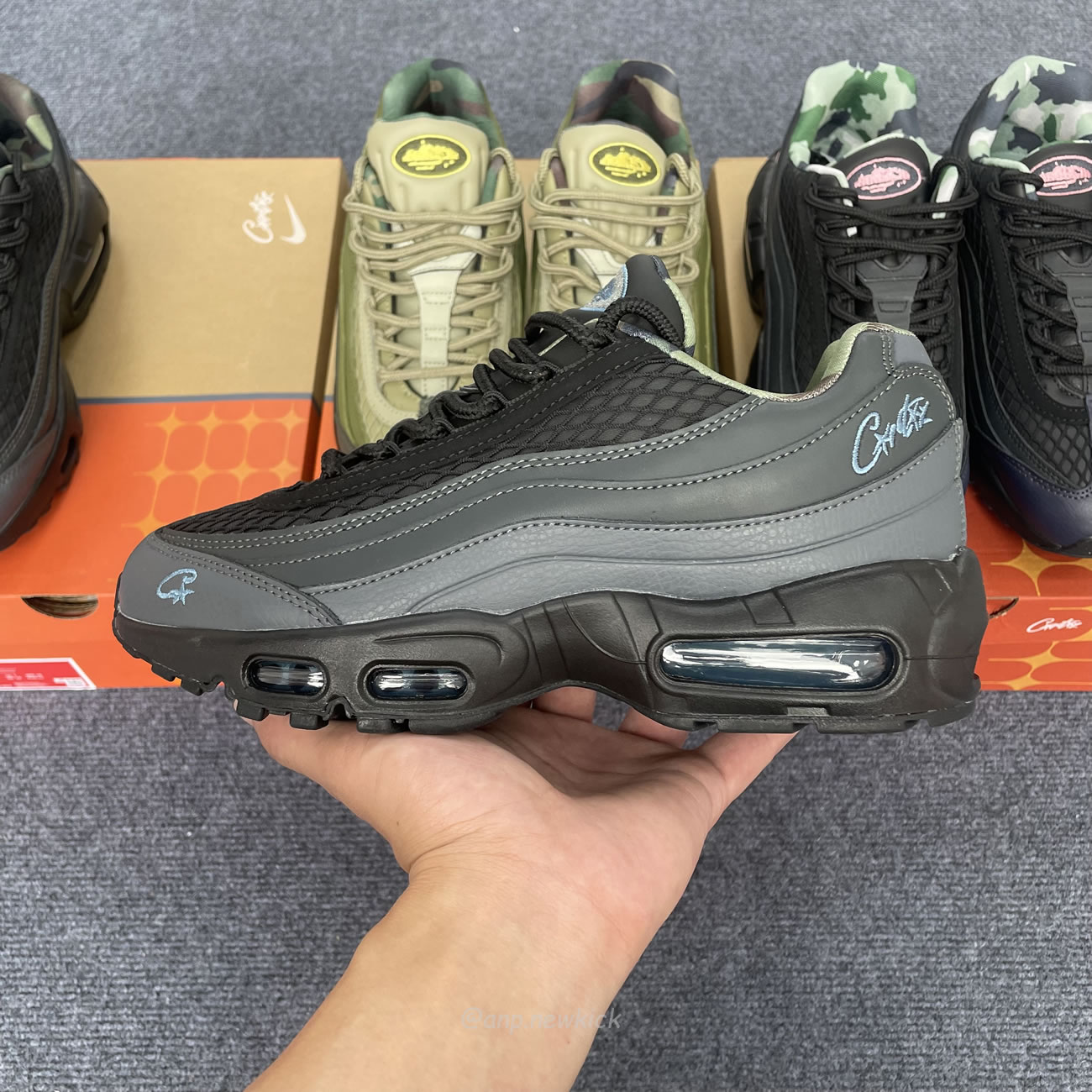 Nike Air Max 95 Sp Corteiz Pink Beam Fb2709 001 Gutta Green Fb2709 300 Aegean Storm Fb2709 002 (6) - www.newkick.org Nike Air Max 95 Sp Corteiz Pink Beam Fb2709 001 Gutta Green Fb2709 300 Aegean Storm Fb2709 002 (6) - www.newkick.org