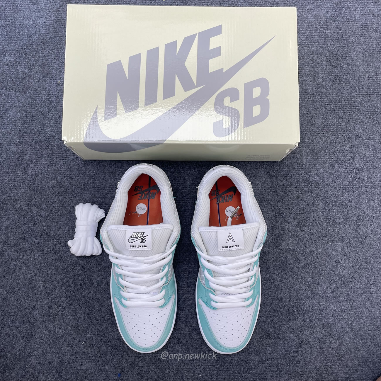 Nike Sb Dunk Low April Skateboards Fd2562 400 (9) - www.newkick.org