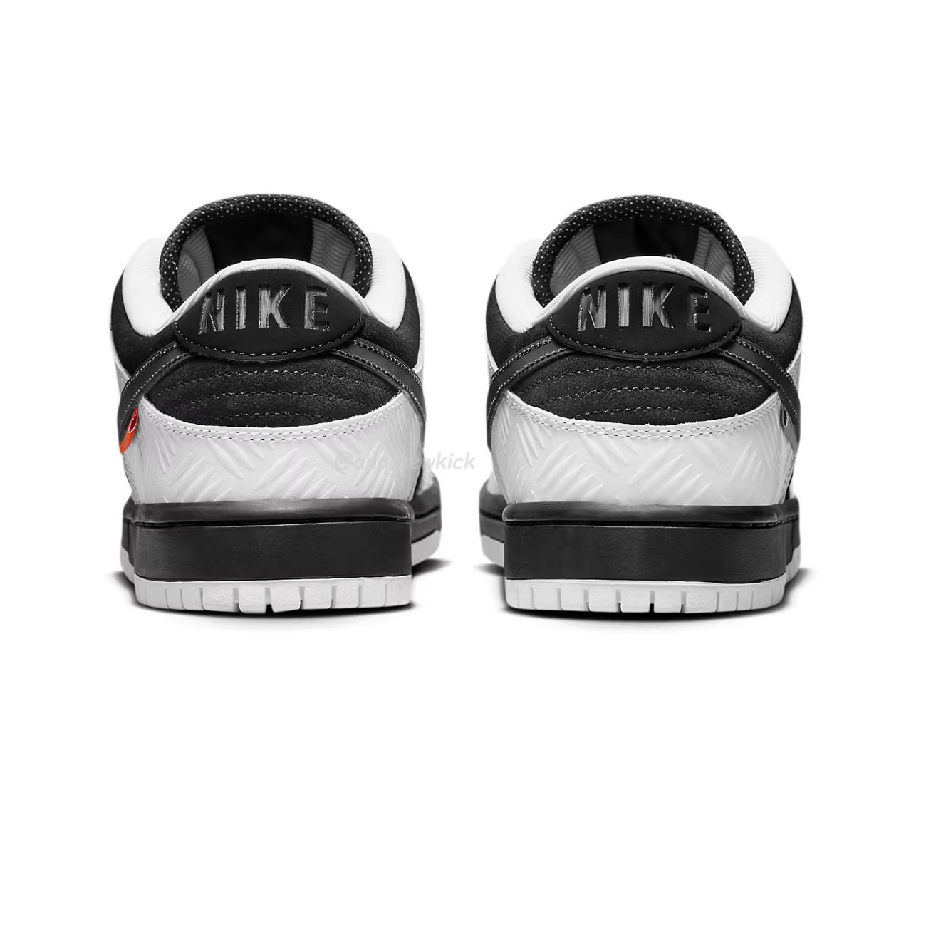 Nike Sb Dunk Low Tightbooth Fd2629 100 (11) - www.newkick.org Nike Sb Dunk Low Tightbooth Fd2629 100 (11) - www.newkick.org