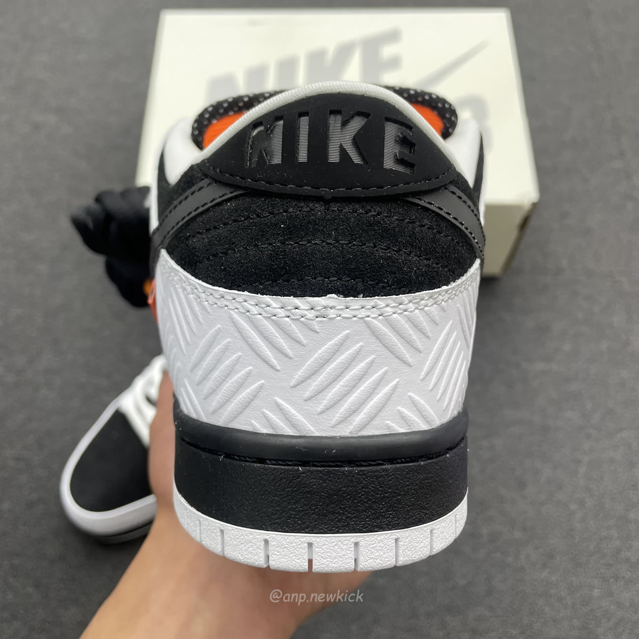 Nike Sb Dunk Low Tightbooth Fd2629 100 (8) - www.newkick.org Nike Sb Dunk Low Tightbooth Fd2629 100 (8) - www.newkick.org