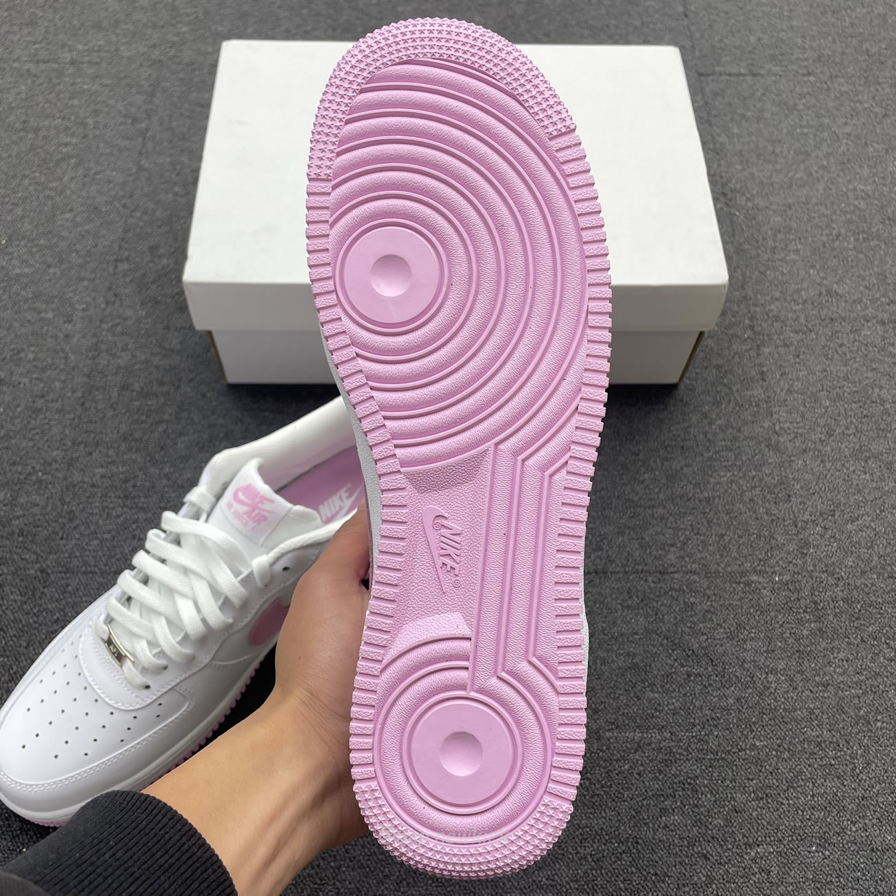 Nike Air Force 1 Low 07 Bubblegum Fj4146 101 (6) - www.newkick.vip Nike Air Force 1 Low 07 Bubblegum Fj4146 101 (6) - www.newkick.vip