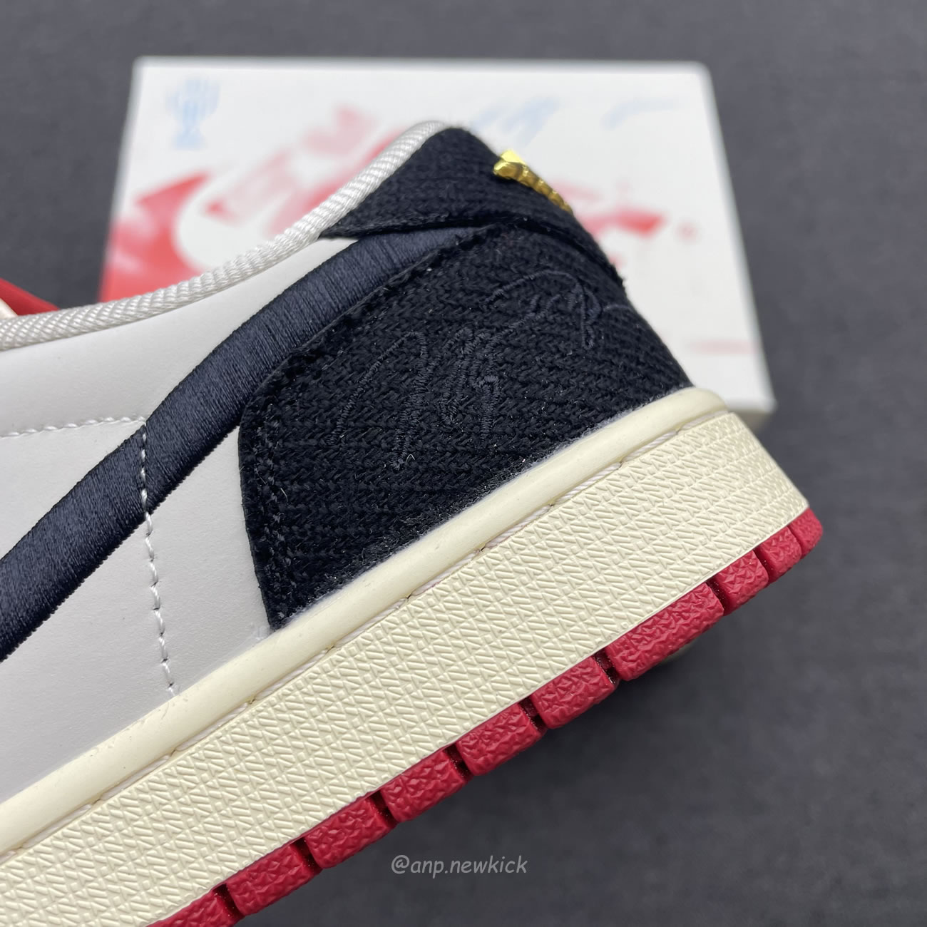 Air Jordan 1 Retro Low Og Trophy Room Away Fn0432 100 (5) - www.newkick.org Air Jordan 1 Retro Low Og Trophy Room Away Fn0432 100 (5) - www.newkick.org