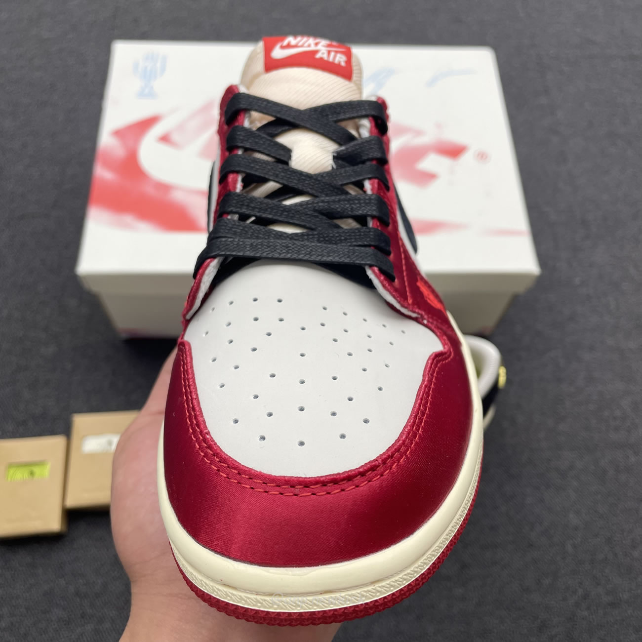 Air Jordan 1 Retro Low Og Trophy Room Away Fn0432 100 (7) - www.newkick.org Air Jordan 1 Retro Low Og Trophy Room Away Fn0432 100 (7) - www.newkick.org