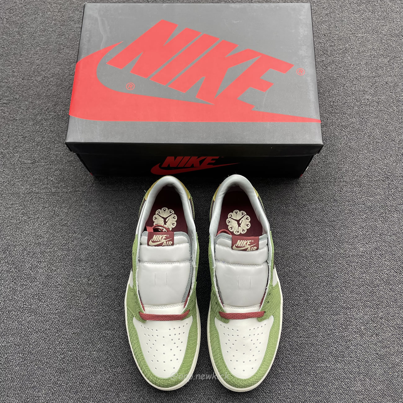 Air Jordan 1 Low Og Year Of The Dragon Fn3727 100 (13) - www.newkick.org Air Jordan 1 Low Og Year Of The Dragon Fn3727 100 (13) - www.newkick.org