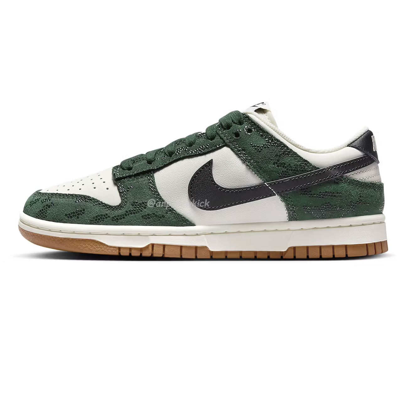 Nike Dunk Low Green Snake Womens Fq8893 397 (1) - www.newkick.org Nike Dunk Low Green Snake Womens Fq8893 397 (1) - www.newkick.org