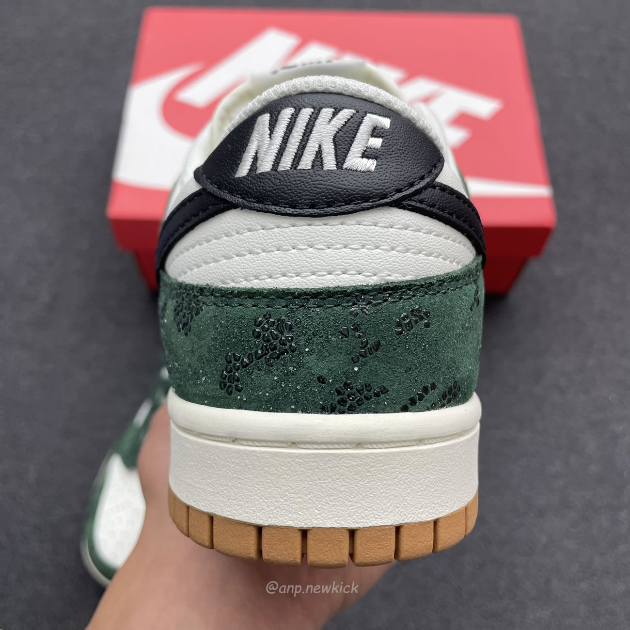 Nike Dunk Low Green Snake Womens Fq8893 397 (11) - www.newkick.org Nike Dunk Low Green Snake Womens Fq8893 397 (11) - www.newkick.org
