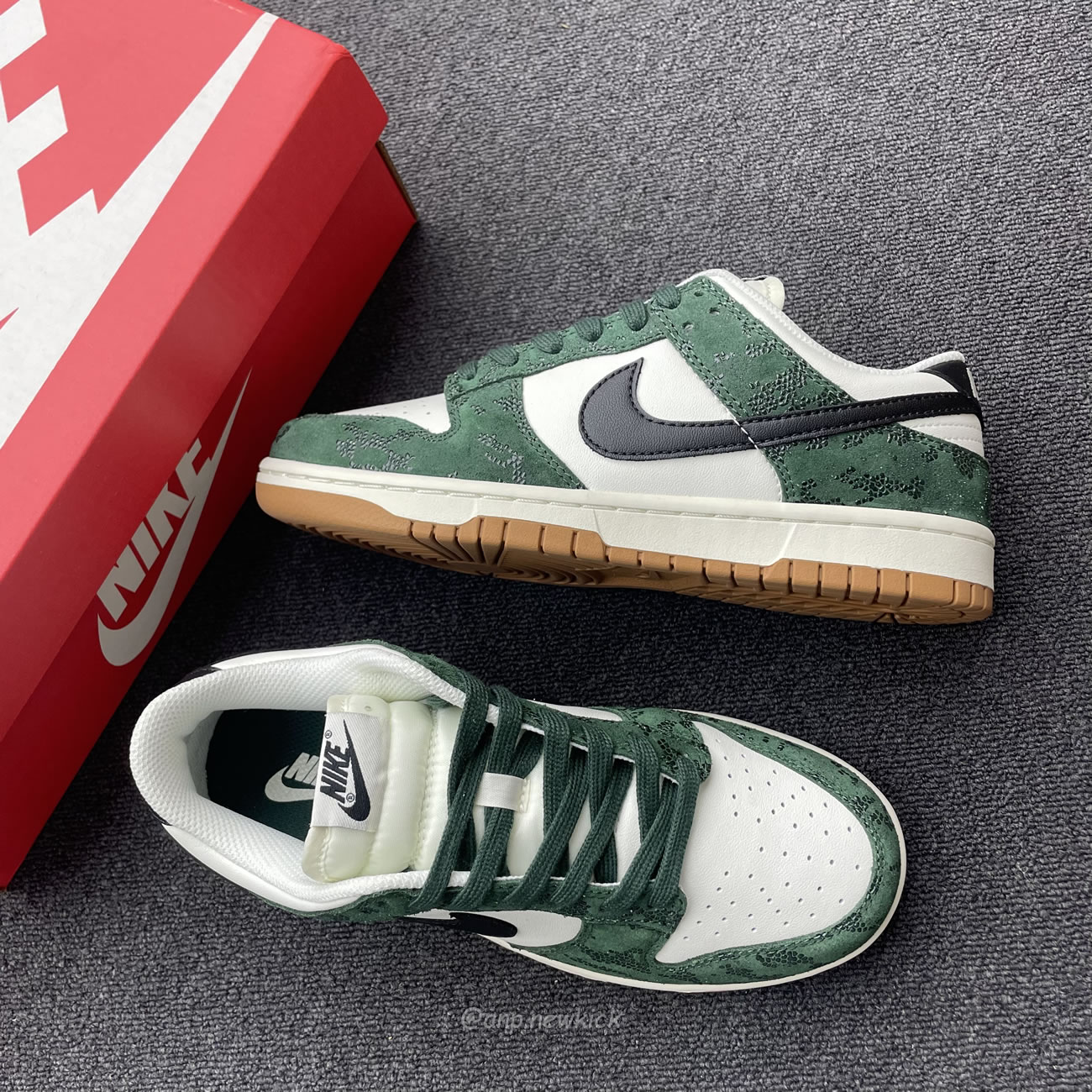 Nike Dunk Low Green Snake Womens Fq8893 397 (2) - www.newkick.org Nike Dunk Low Green Snake Womens Fq8893 397 (2) - www.newkick.org