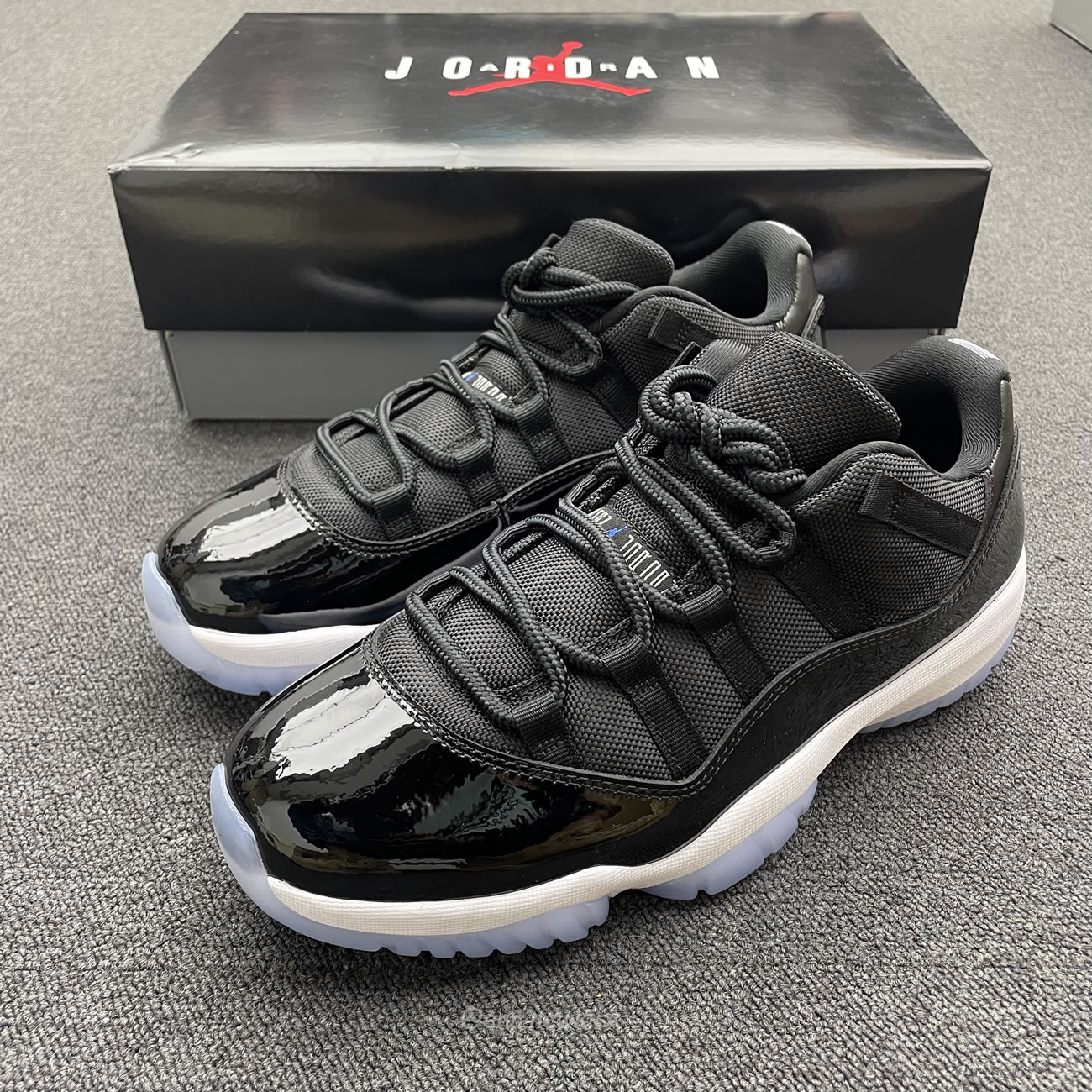 Air Jordan 11 Retro Low Space Jam Fv5104 004 (5) - www.newkick.org