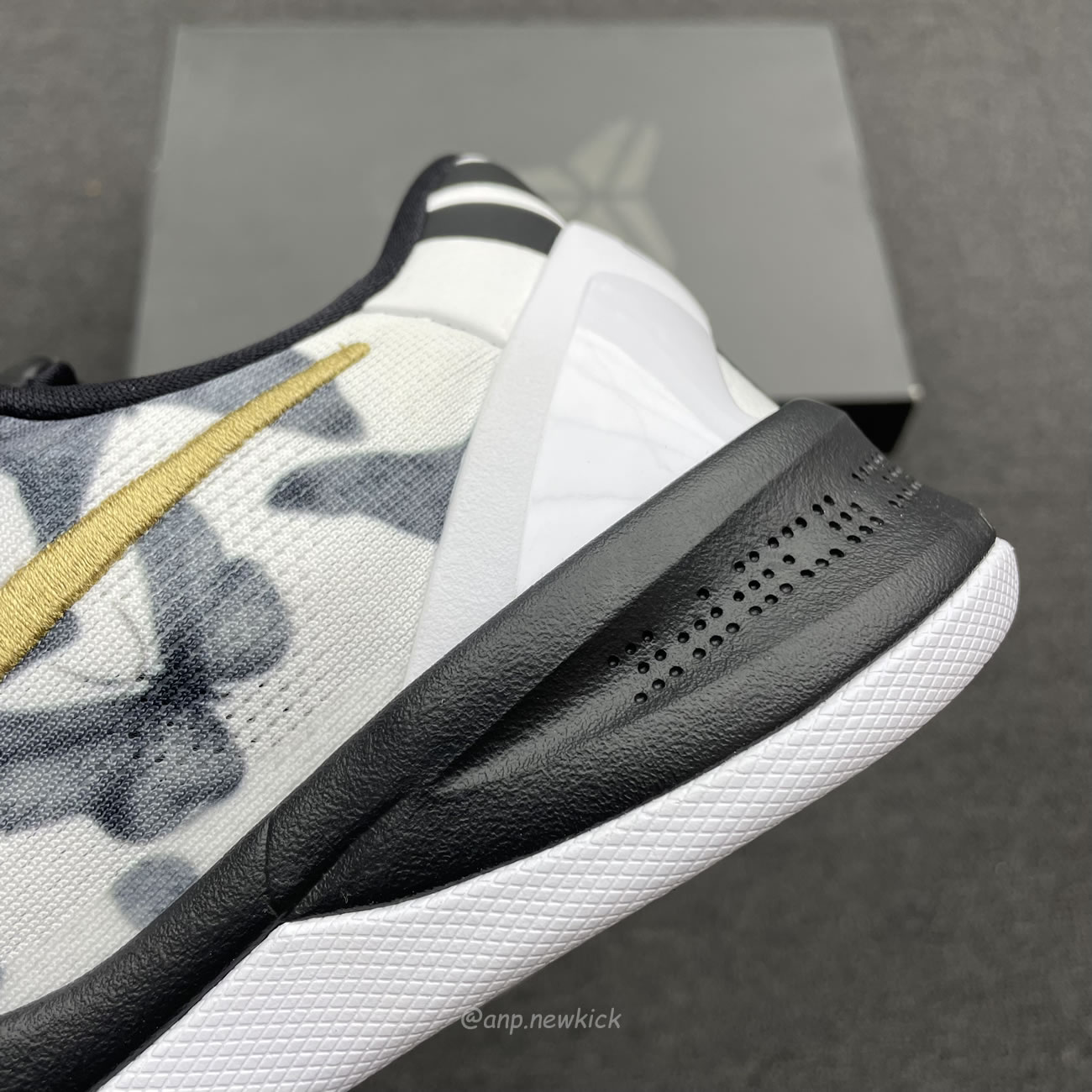 Nike Kobe 8 Protro Mambacita Fv6325 100 (4) - www.newkick.org Nike Kobe 8 Protro Mambacita Fv6325 100 (4) - www.newkick.org