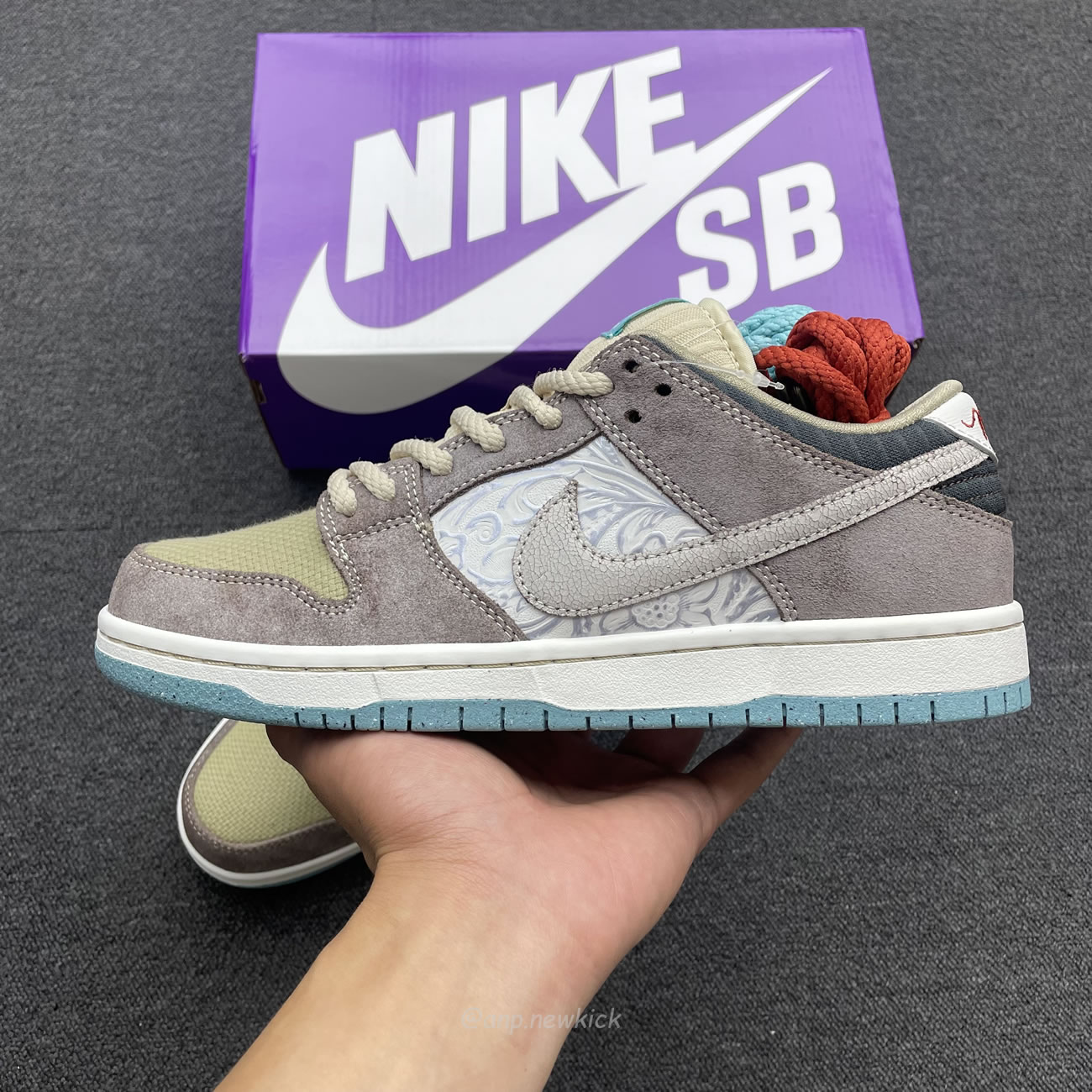 Nike Sb Dunk Low Big Money Savings Fz3129 200 (14) - www.newkick.org Nike Sb Dunk Low Big Money Savings Fz3129 200 (14) - www.newkick.org