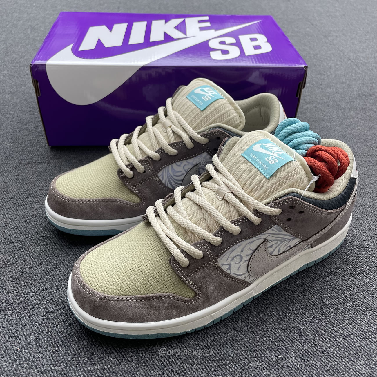 Nike Sb Dunk Low Big Money Savings Fz3129 200 (9) - www.newkick.org Nike Sb Dunk Low Big Money Savings Fz3129 200 (9) - www.newkick.org