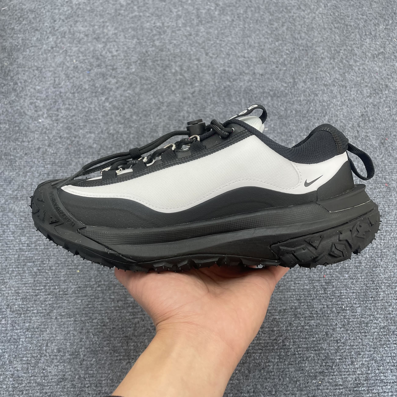 Nike Acg Mountain Fly 2 Low Comme Des Garcons Homme Plus White Black Fz3311 101 (10) - www.newkick.org Nike Acg Mountain Fly 2 Low Comme Des Garcons Homme Plus White Black Fz3311 101 (10) - www.newkick.org