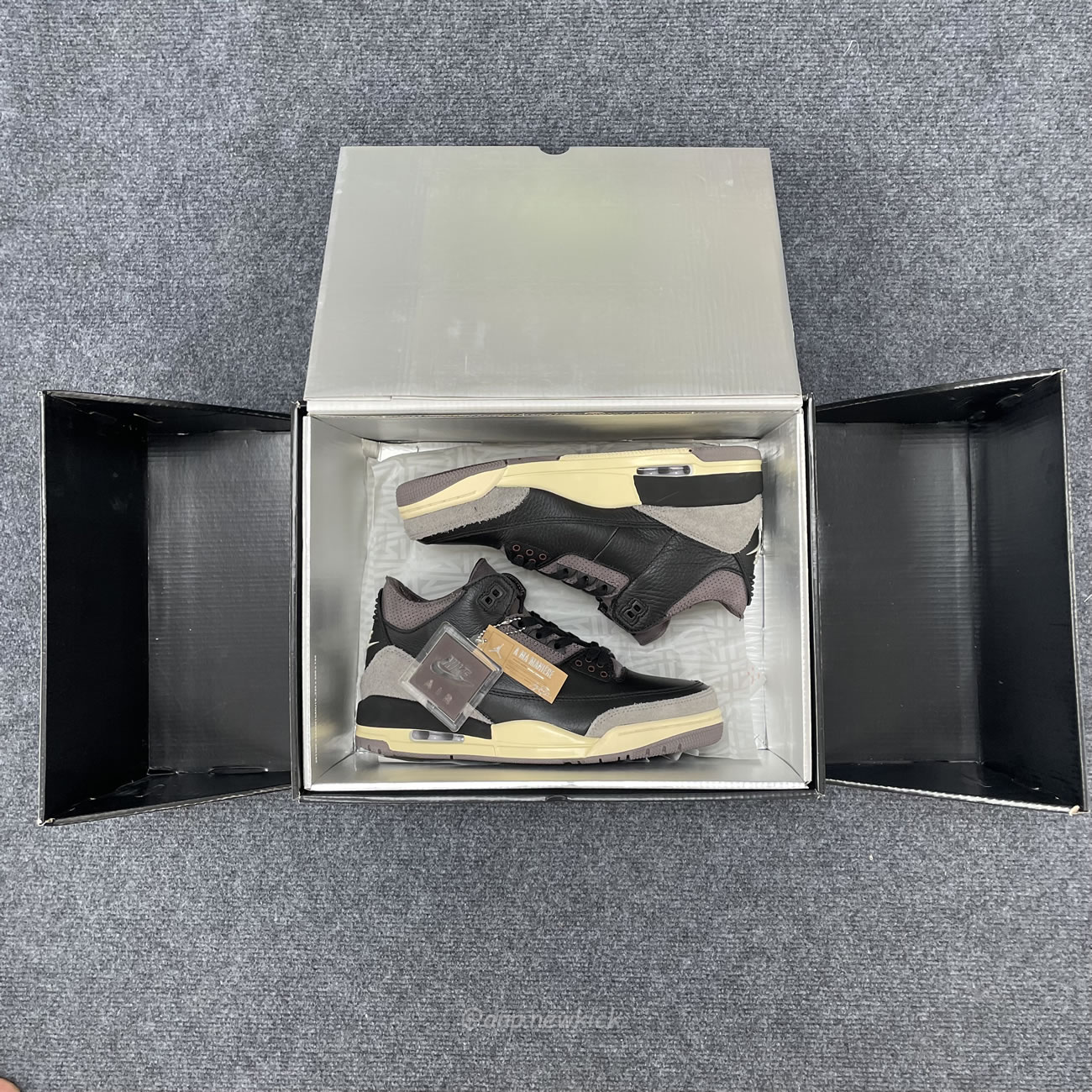 Air Jordan 3 Retro Og Sp A Ma Maniére Black Violet Ore Womens Fz4811 001 (6) - www.newkick.org Air Jordan 3 Retro Og Sp A Ma Maniére Black Violet Ore Womens Fz4811 001 (6) - www.newkick.org