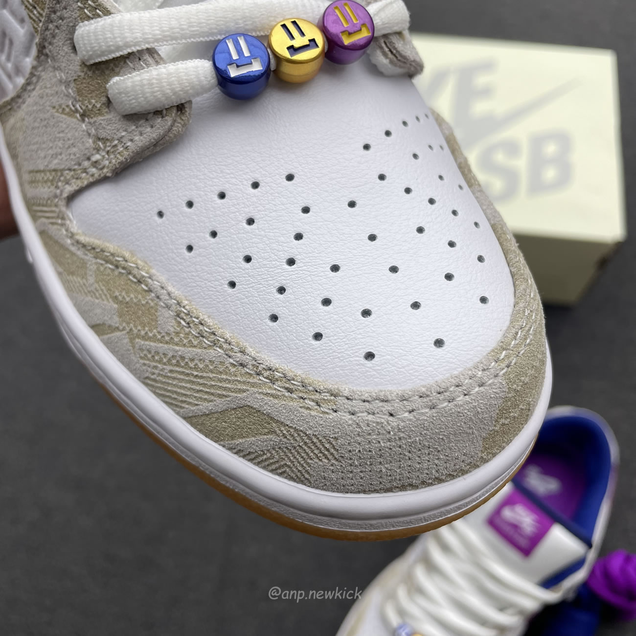 Nike Sb Dunk Low X Rayssa Leal Fz5251 001 (6) - www.newkick.org Nike Sb Dunk Low X Rayssa Leal Fz5251 001 (6) - www.newkick.org