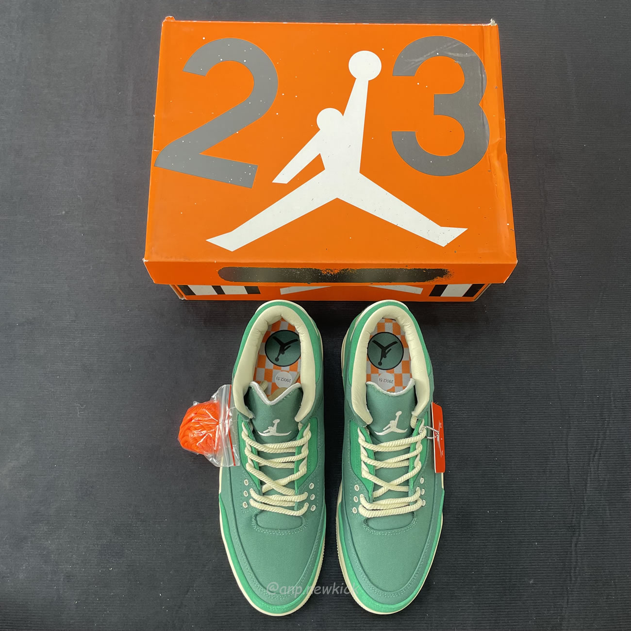 Air Jordan 3 Retro Sp Nina Chanel Abney Bicoastal Womens Fz7974 300 (8) - www.newkick.org Air Jordan 3 Retro Sp Nina Chanel Abney Bicoastal Womens Fz7974 300 (8) - www.newkick.org