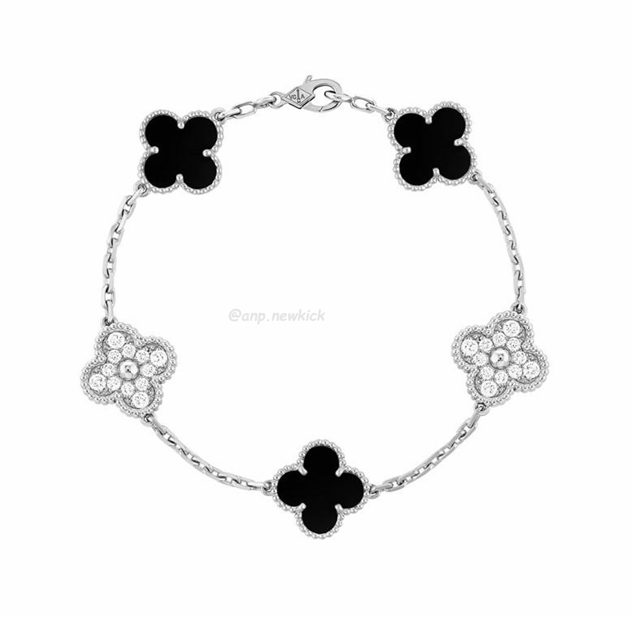 Van Cleef Arpels Vintage Alhambra Four Leaf Clover Gold Bracelet (10) - www.newkick.org Van Cleef Arpels Vintage Alhambra Four Leaf Clover Gold Bracelet (10) - www.newkick.org