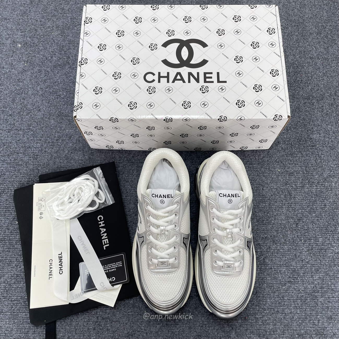 Chanel Cc Runner Silver Laminate G39792 Y56368 K5451 (3) - www.newkick.org Chanel Cc Runner Silver Laminate G39792 Y56368 K5451 (3) - www.newkick.org