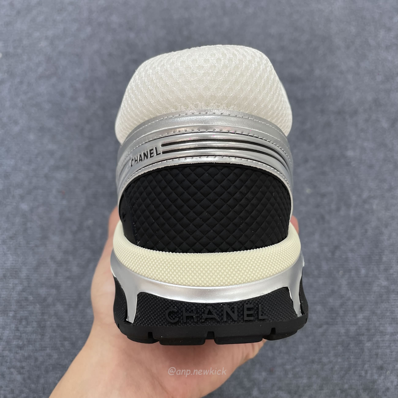 Chanel Cc Runner Silver Laminate G39792 Y56368 K5451 (8) - www.newkick.org Chanel Cc Runner Silver Laminate G39792 Y56368 K5451 (8) - www.newkick.org