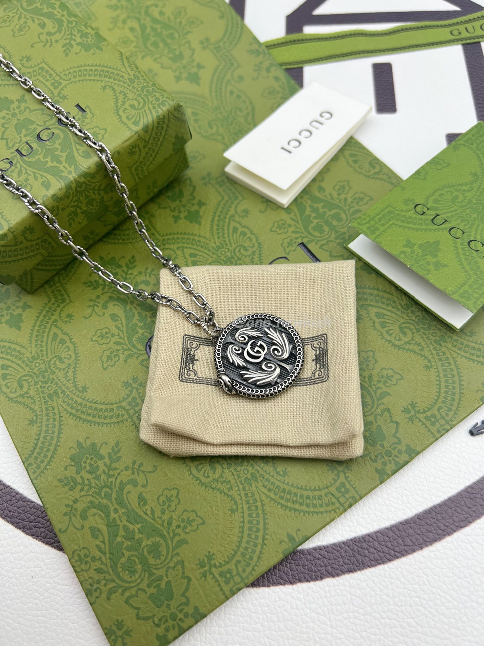 Gucci Silver Gg Logo Necklace (1) - www.newkick.org Gucci Silver Gg Logo Necklace (1) - www.newkick.org