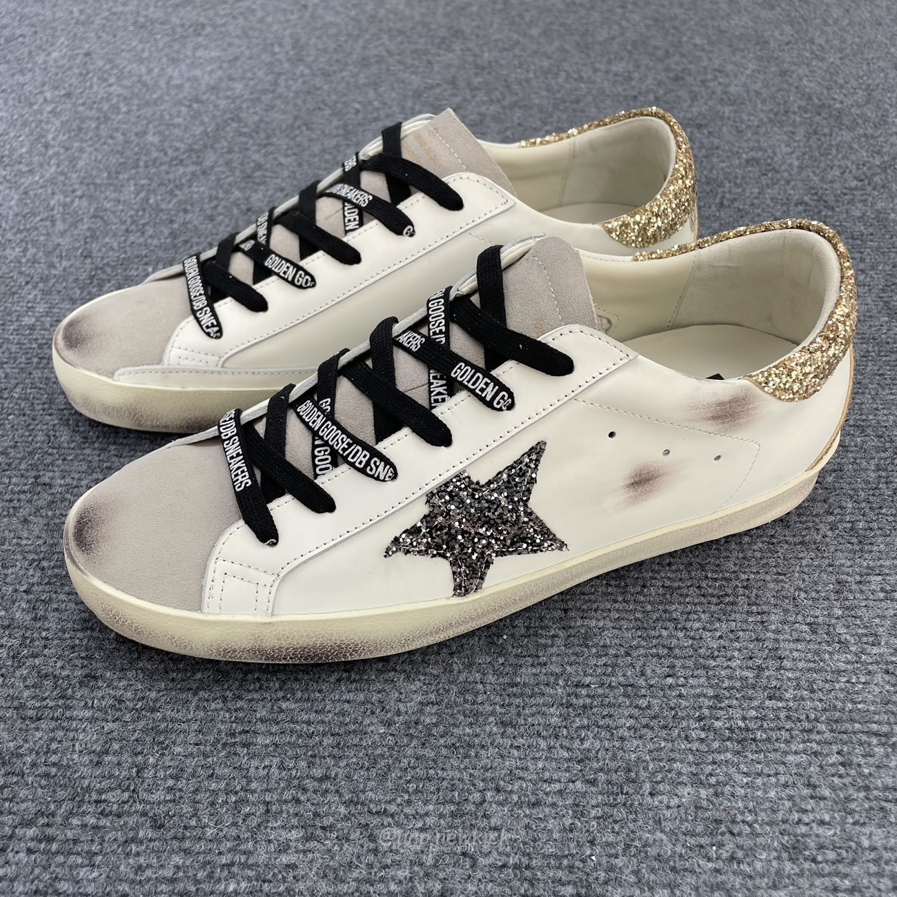 Golden Goose Super Star White Silver Gold Glitter Womens Gwf00102 (5) - www.newkick.vip Golden Goose Super Star White Silver Gold Glitter Womens Gwf00102 (5) - www.newkick.vip