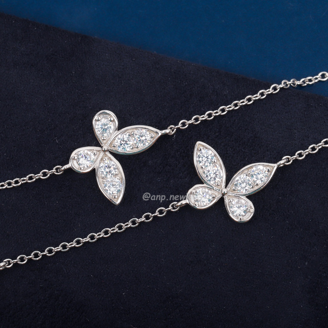 Graff Butterfly Necklace (11) - www.newkick.org Graff Butterfly Necklace (11) - www.newkick.org