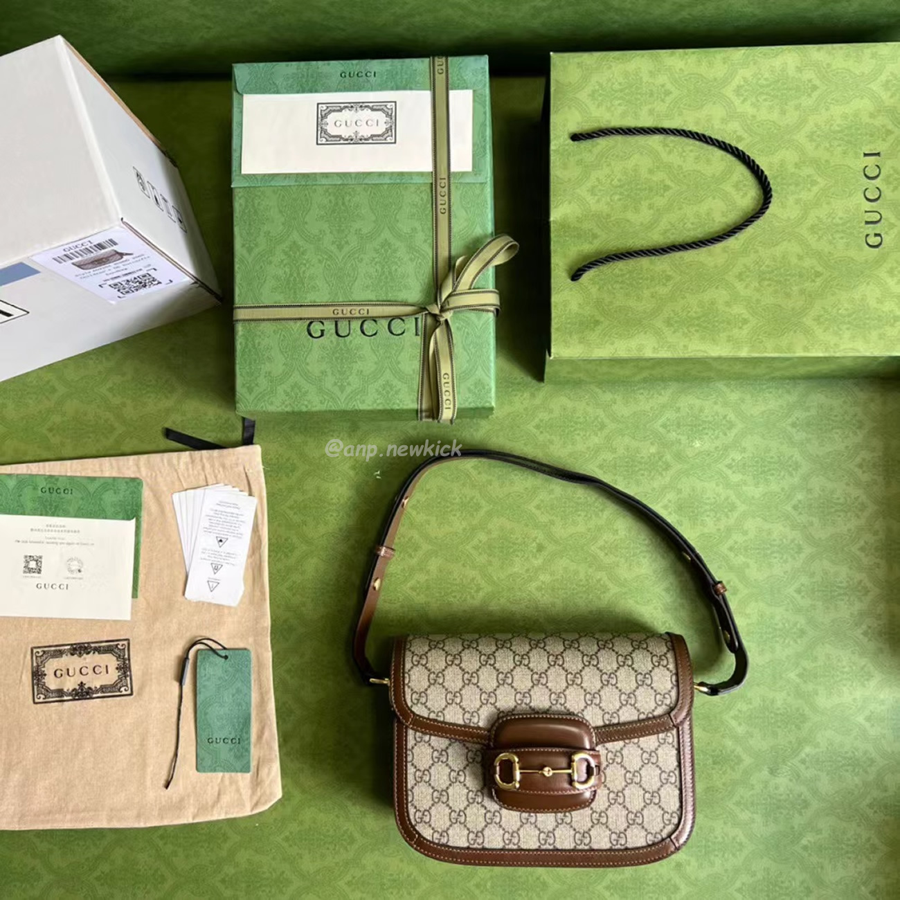 Gucci 1955 Horsebit Shoulder Bag Small Beigebrown (3) - www.newkick.vip Gucci 1955 Horsebit Shoulder Bag Small Beigebrown (3) - www.newkick.vip