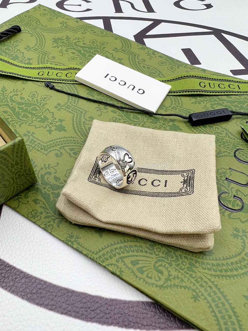 Gucci Blind Fir Love Silver Silvery (3) - www.newkick.org Gucci Blind Fir Love Silver Silvery (3) - www.newkick.org