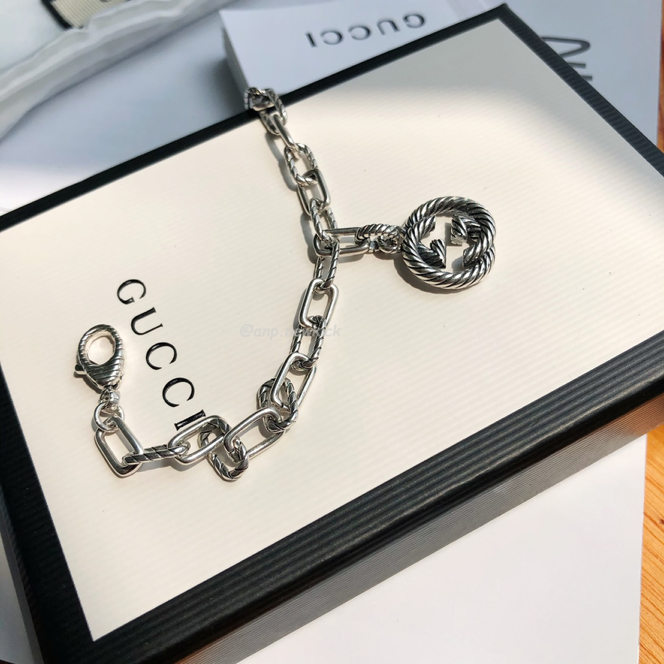 Gucci Silver Interlocking G Bracelet (8) - www.newkick.org Gucci Silver Interlocking G Bracelet (8) - www.newkick.org