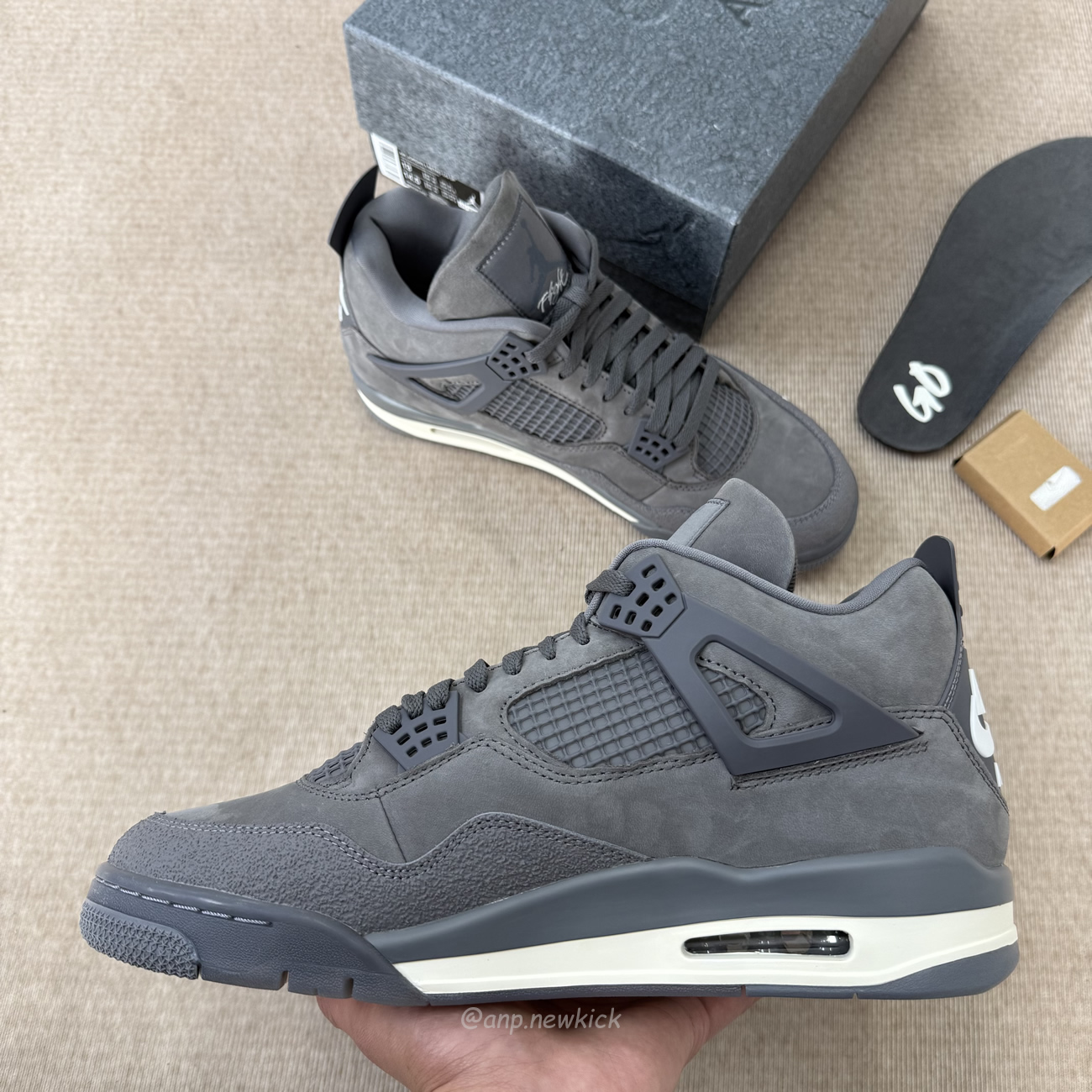 Air Jordan 4 Retro Og Sp Nigel Sylvester Wolf Gre Hf4340 003 (4) - www.newkick.org Air Jordan 4 Retro Og Sp Nigel Sylvester Wolf Gre Hf4340 003 (4) - www.newkick.org